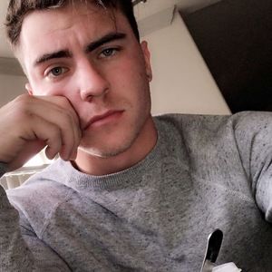 Meet your Posher, Casey